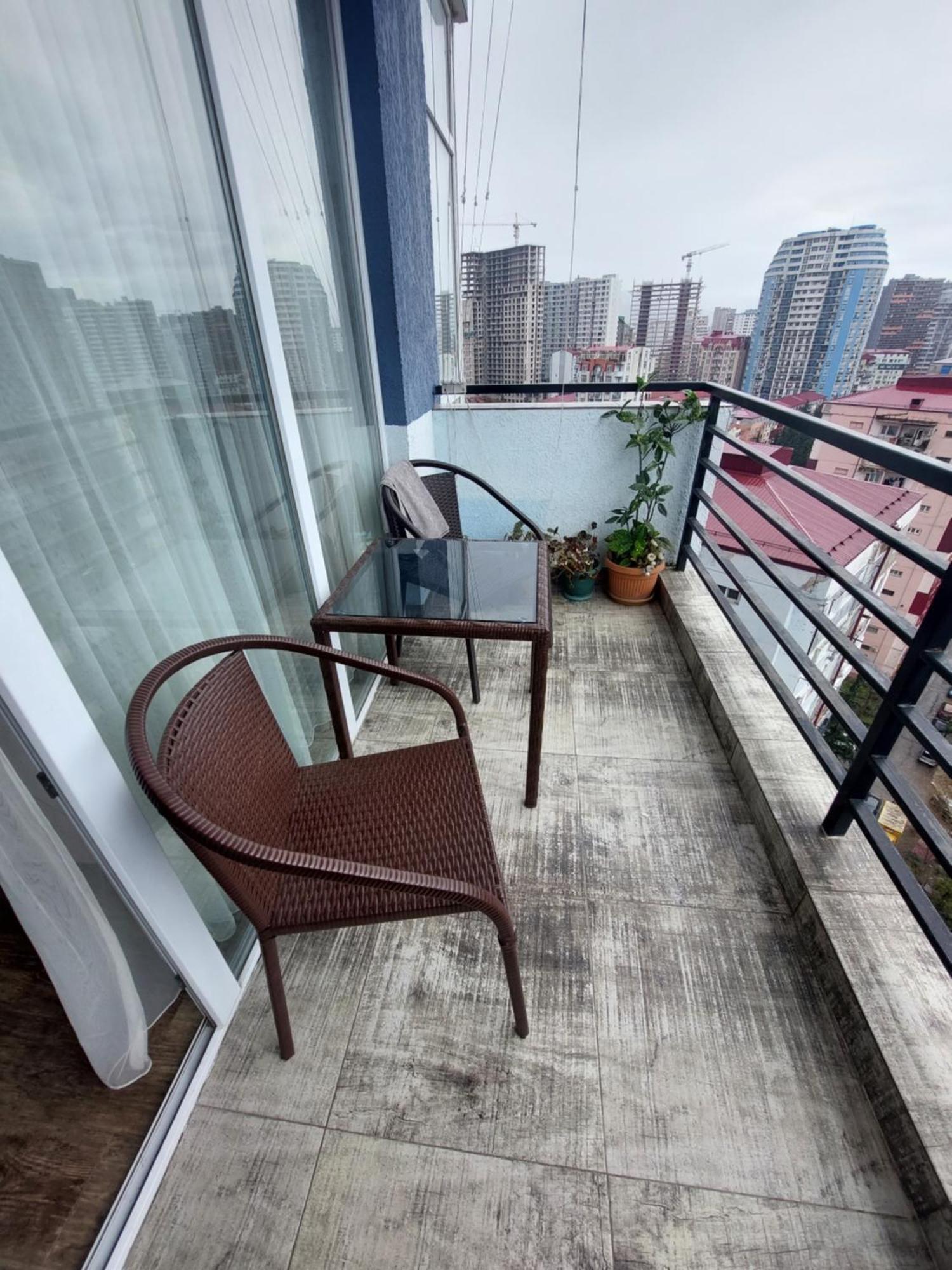 Apartament Delux Sea View Batumi Rum bild